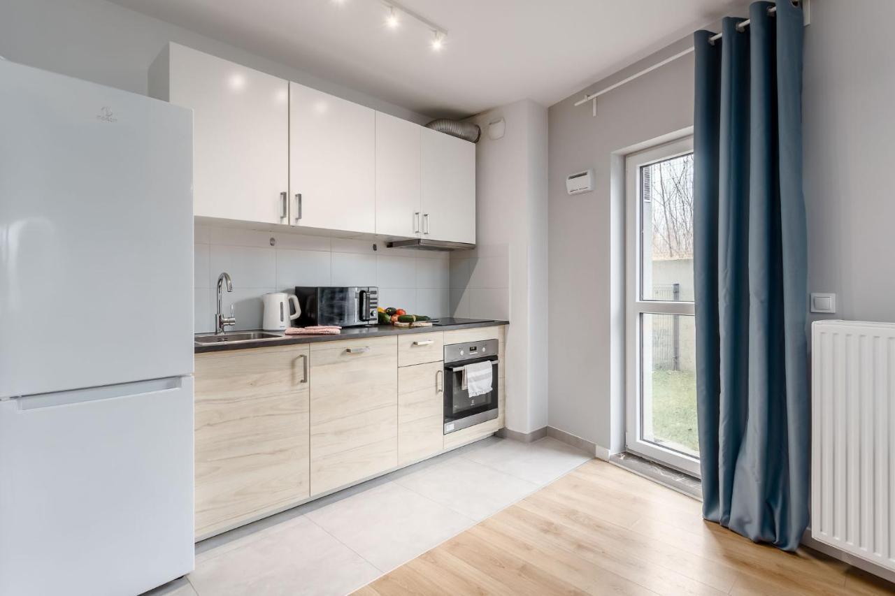 Chill Apartments Marywilska Warschau Buitenkant foto